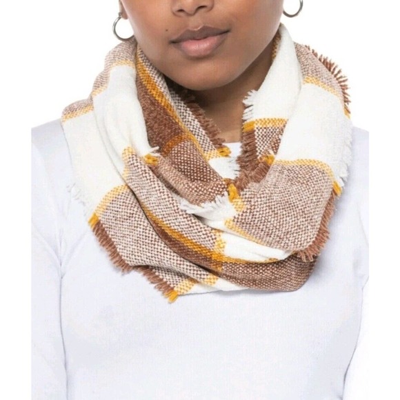 CHARTER CLUB Womens Ivory Woven Chenille Loop Fringed Infinity Scarf - Picture 2 of 5